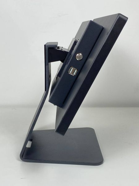 15.6" Q2 new (i3/4Gb/64SSD) Сенсор FLAT CPU i3 3217U 1,8GHz(2ядра)/4Gb ОЗУ/64GB SSD/6 USB/1хRS232  - торговое оборудование.